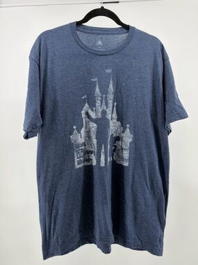 Disney World Parks Walt‎ & Mickey Cinderella Castle Silhouette T-Shirt Size XL